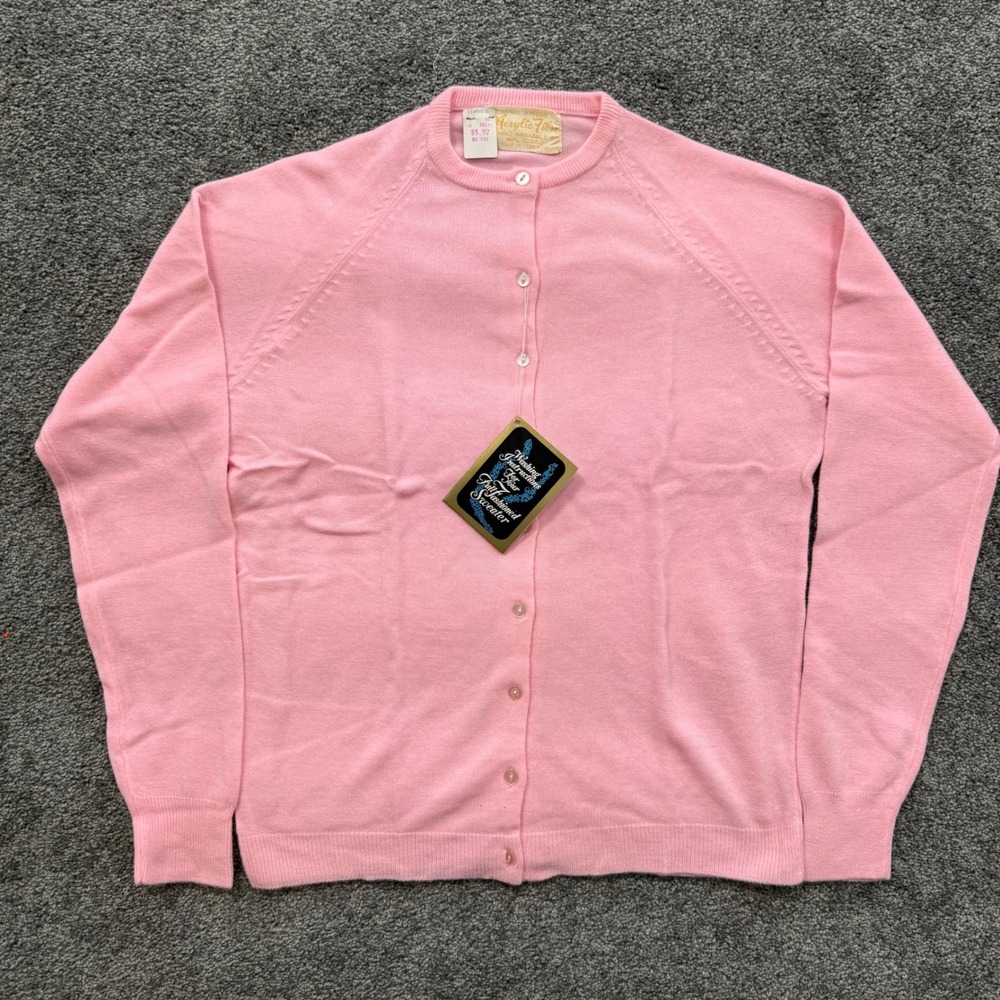 Vintage SS Kresge Pink Acrylic Cardigan Sweater 60s Deadstock NWT Size 40